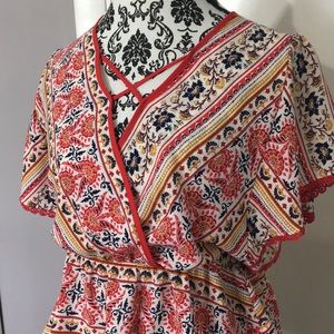 Monteau V-Neck Blouse